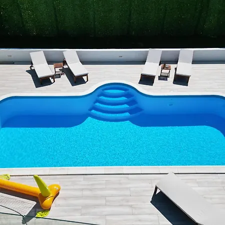 Imanje Dedovina Kosjeric